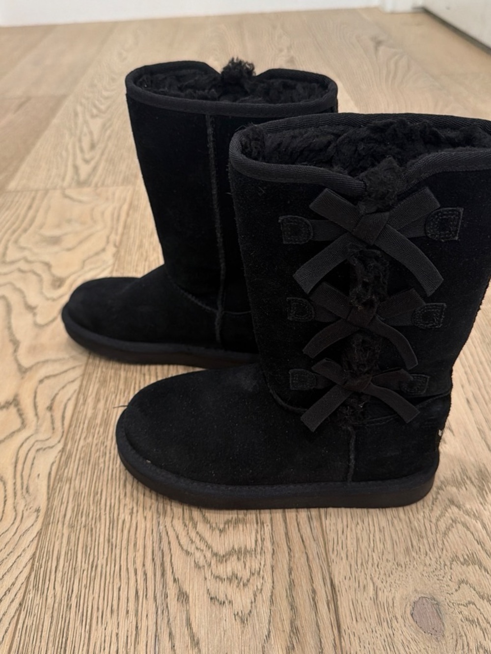 Classic Black Suede Winter Boots with Bow Detail & Shearling lined